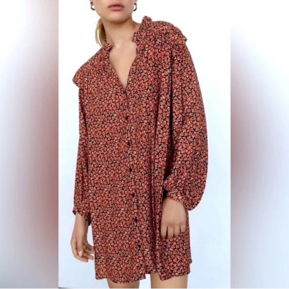 Zara red floral shirt mini dress with pockets and ruffles. Feminine casual chic